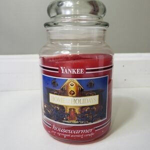 Home for the Holidays Yankee Candle, 22 oz RETIRED